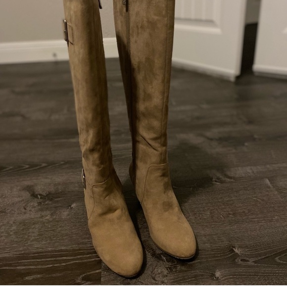 Kenneth Cole reaction knee-high wedge boots Suede Brown 8.5 - Picture 3 of 8